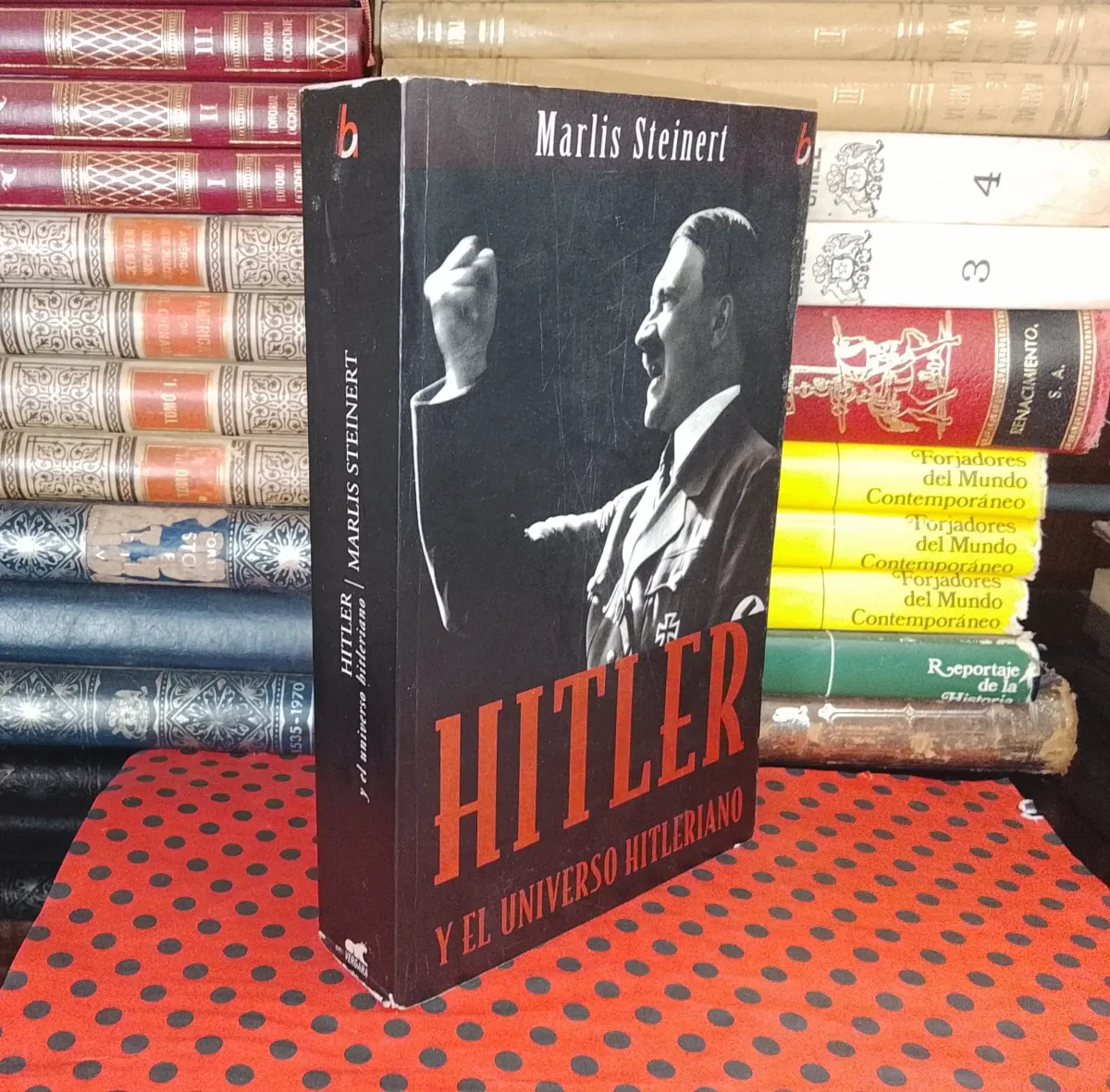 Hitler Y El Universo Hitleriano